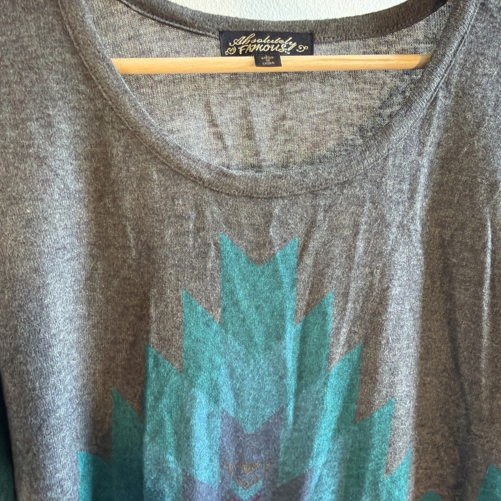 Absolutely Famous Men's Size L Gray Southwestern Geometric Knit Long Sleeve Top